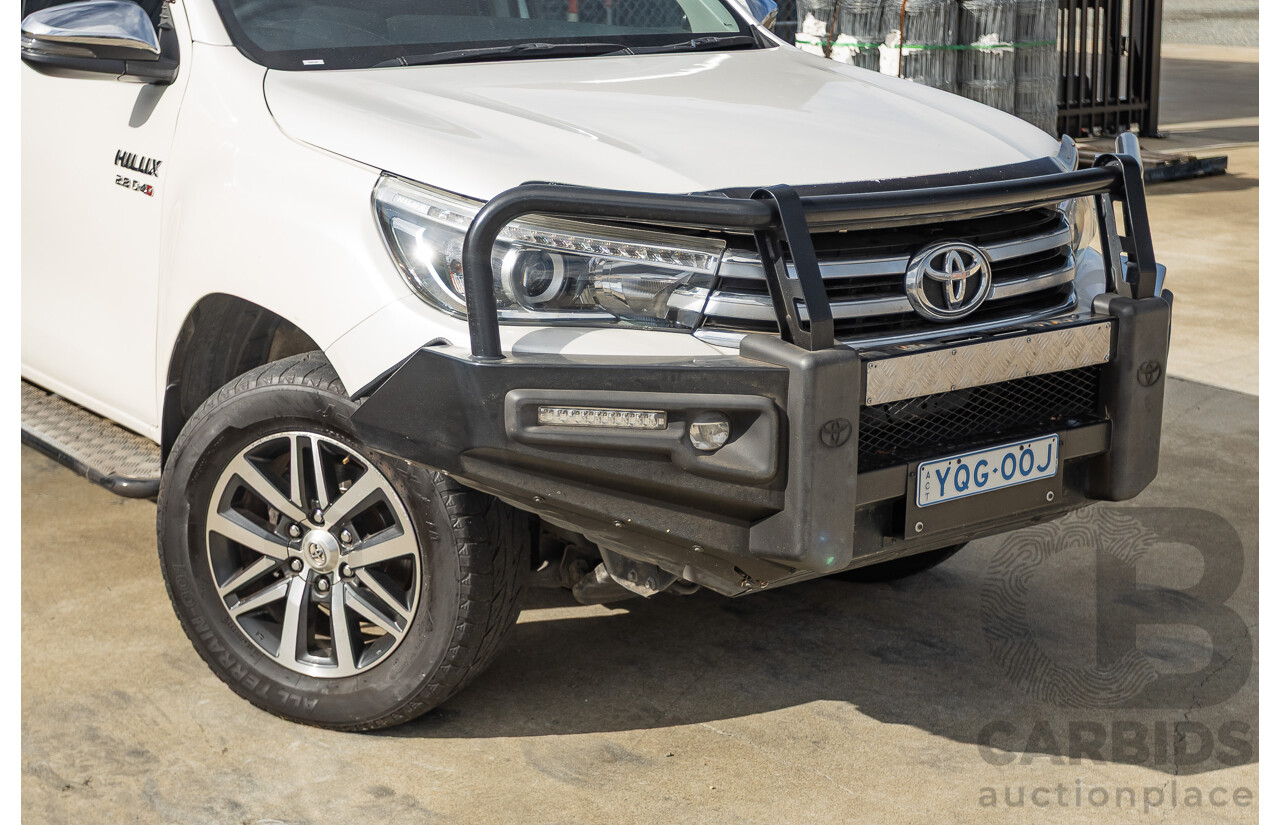 12/2017 Toyota Hilux SR5 (4x4) GUN126R Dual Cab Utility White Pearl Turbo Diesel 2.8L