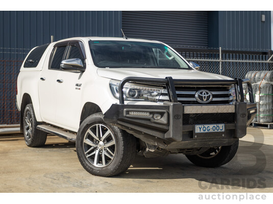 12/2017 Toyota Hilux SR5 (4x4) GUN126R Dual Cab Utility White Pearl Turbo Diesel 2.8L