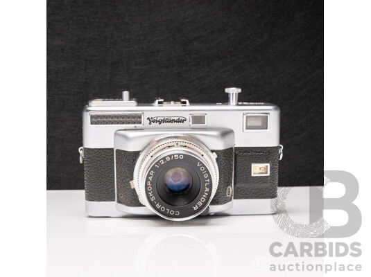 Voigtländer Vitessa T 35mm Rangefinder Camera with Color-Skopar 50mm F/2.8 Lens and Leather Case