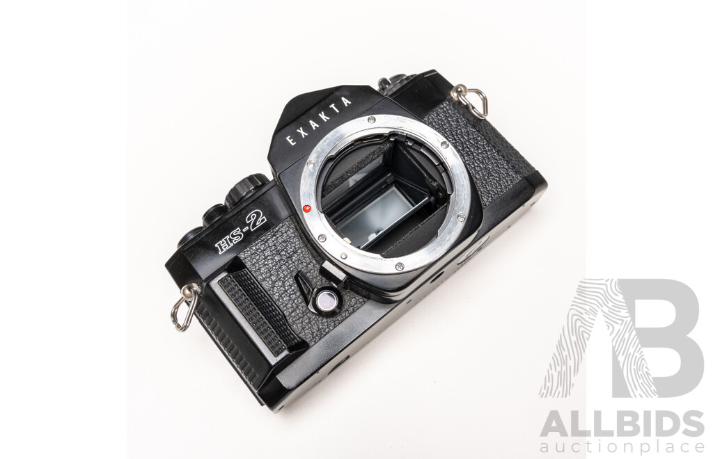 Exakta HS-2 35mm SLR Camera with Promura C.P. Hi-Lux MC 35–70mm F/3.5–4.5 Lens