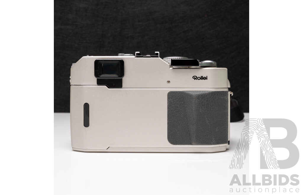 Rollei 35RF 35mm Rangefinder Camera with Voigtländer Nokton Classic S.C. 40mm F/1.4 Lens