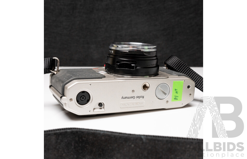 Rollei 35RF 35mm Rangefinder Camera with Voigtländer Nokton Classic S.C. 40mm F/1.4 Lens