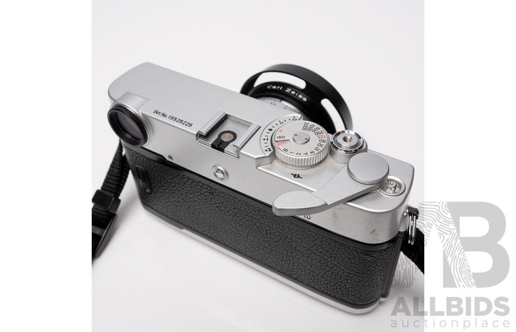 Zeiss Ikon ZM 35mm Rangefinder Camera with ZEISS C Biogon T 35mm F/2.8 ZM Lens