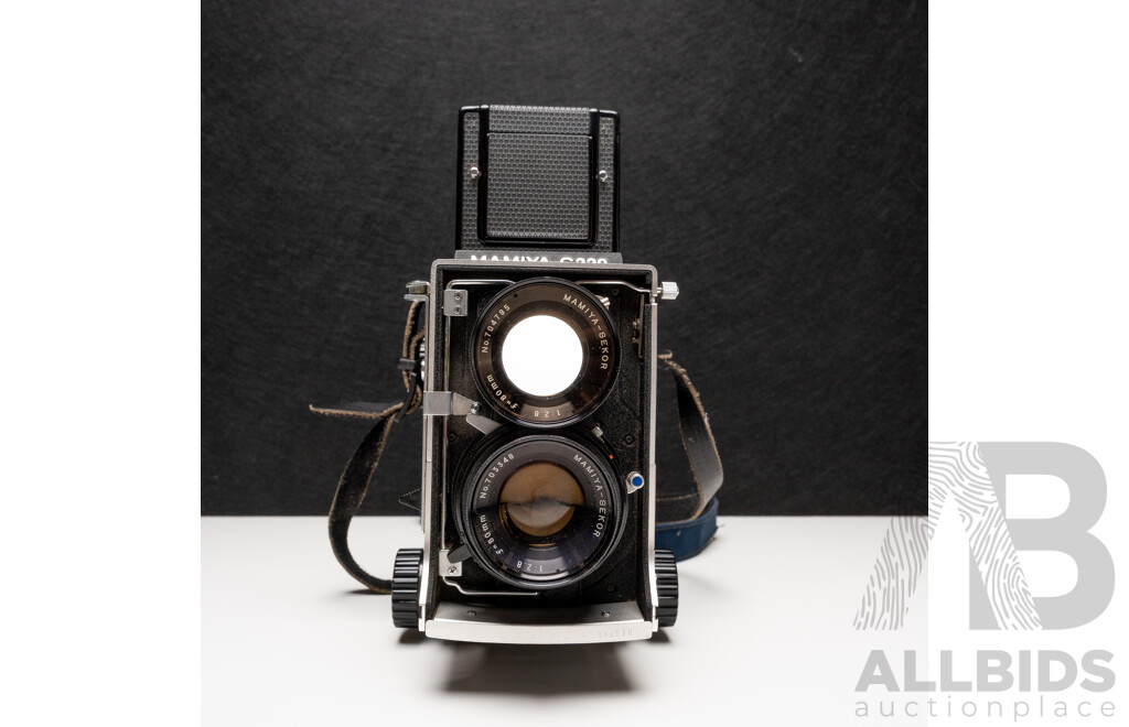 Mamiya C220 Professional TLR Camera Kit with Five Lenses, Hoods, Film and Hard Case