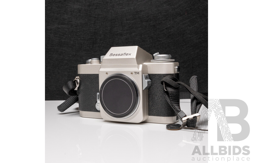 Voigtländer Bessaflex TM 35mm SLR Camera Kit with Four M42 Lenses