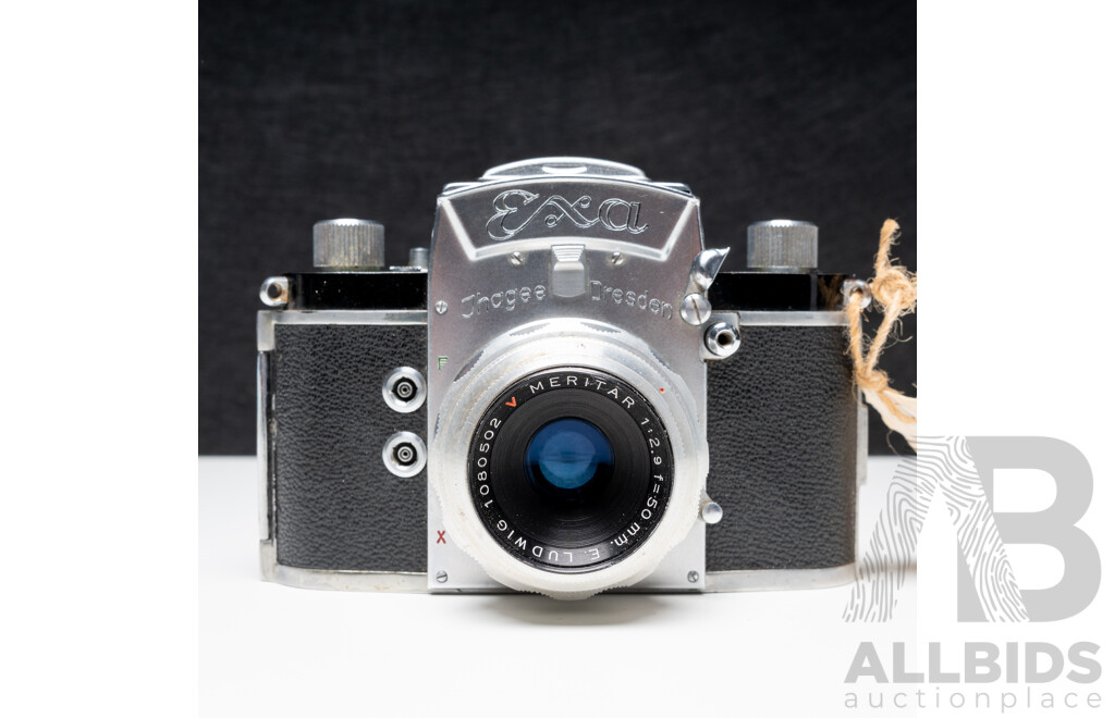 Exa Ihagee Dresden 35mm SLR Camera with Meritar 50mm F/2.9 Lens