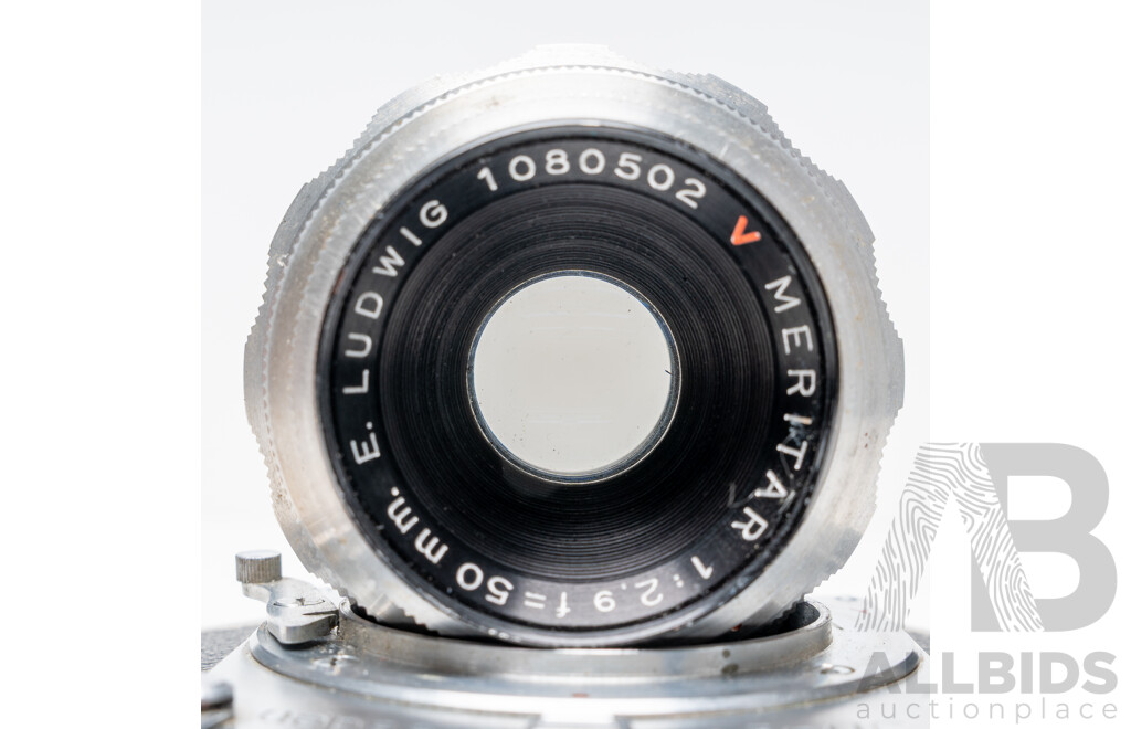 Exa Ihagee Dresden 35mm SLR Camera with Meritar 50mm F/2.9 Lens