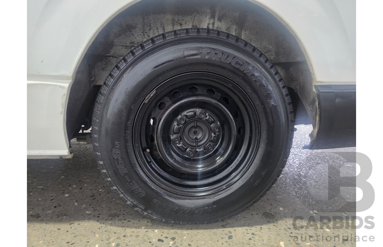6/2008 Toyota Hiace LWB KDH201R MY07 Upgrade 4d Van White Turbo Diesel 3.0L