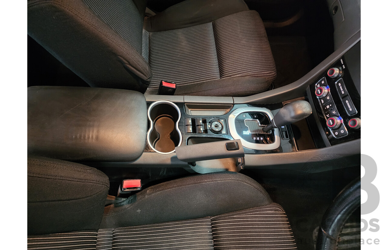 10/2010 Holden Commodore SV6 VE II 4d Sedan Red 3.6L