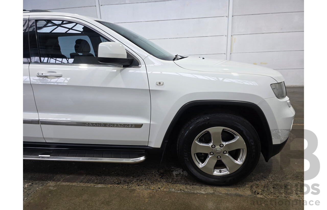 4/2013 Jeep Grand Cherokee Laredo (4x4) WK MY13 4d Wagon White Turbo Diesel V6 3.0L