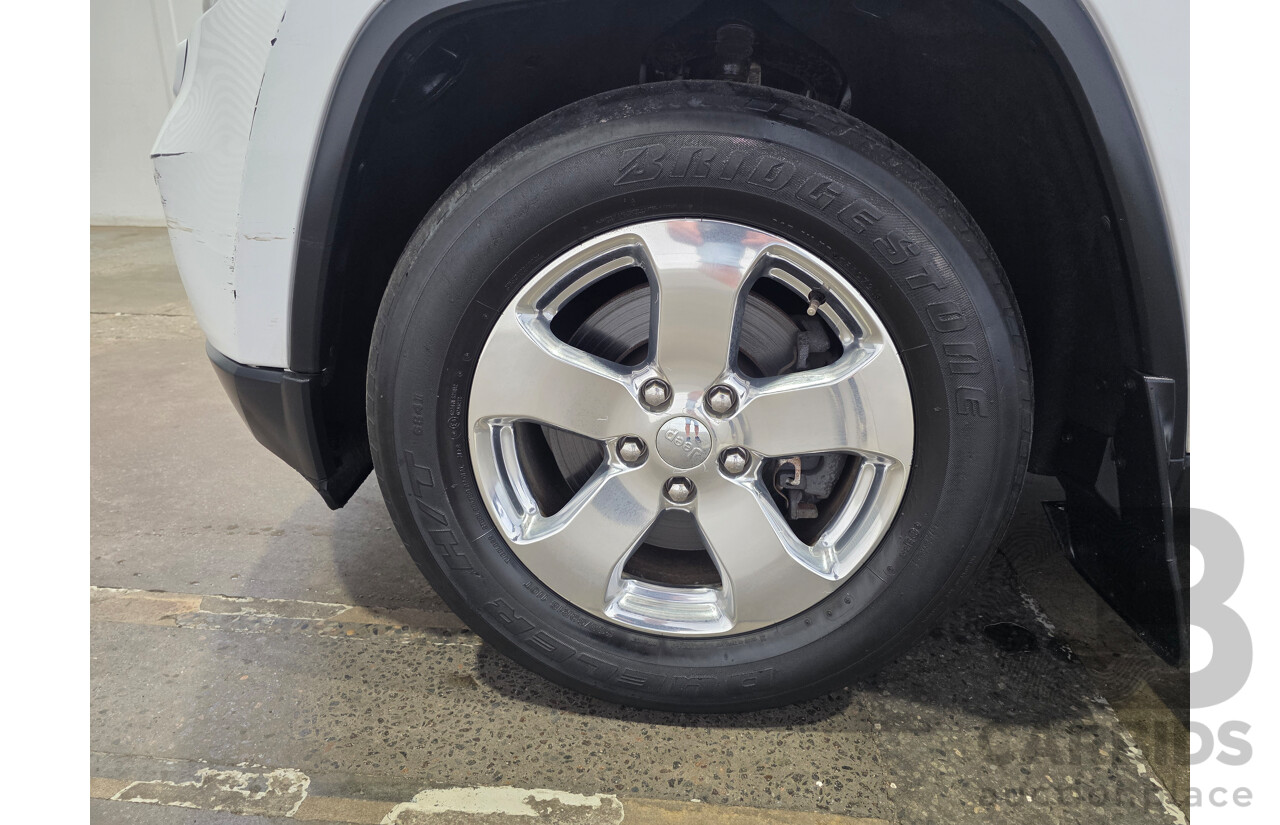 4/2013 Jeep Grand Cherokee Laredo (4x4) WK MY13 4d Wagon White Turbo Diesel V6 3.0L