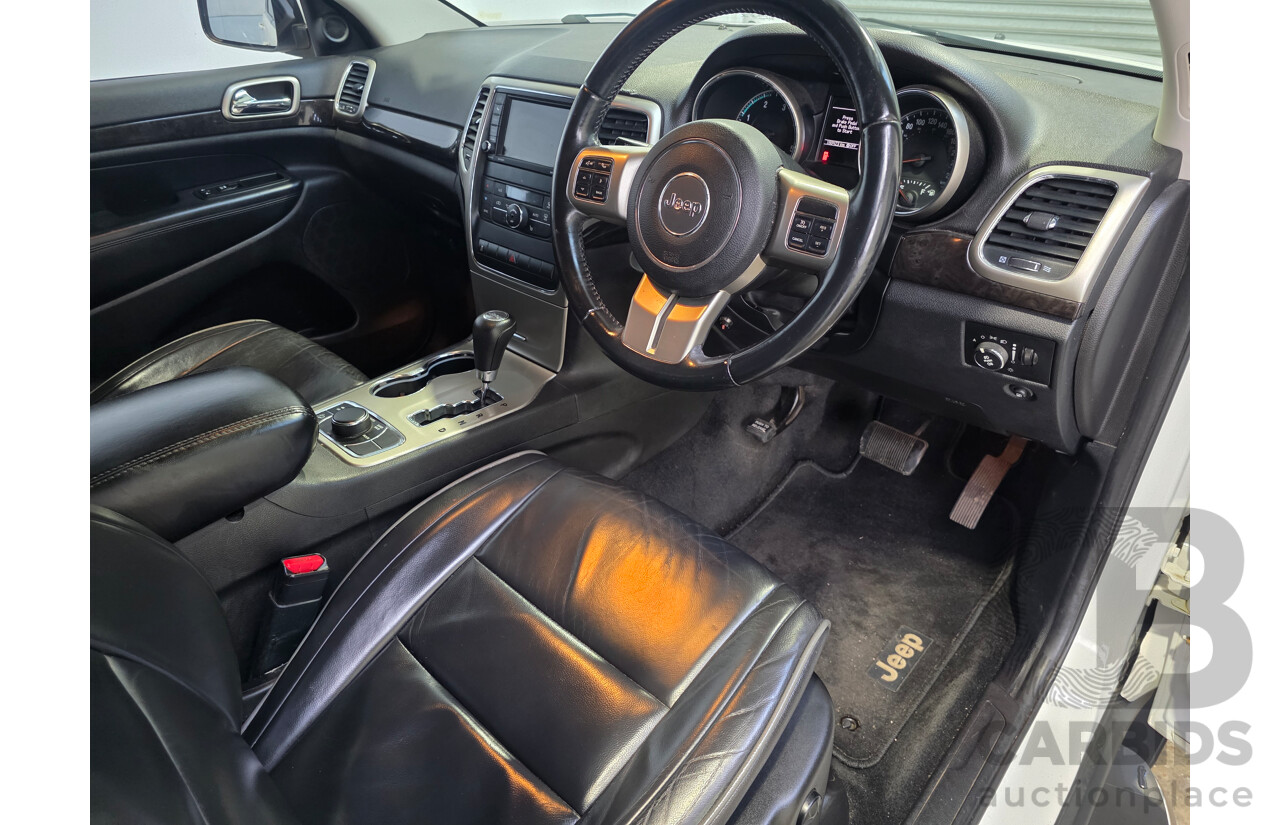 4/2013 Jeep Grand Cherokee Laredo (4x4) WK MY13 4d Wagon White Turbo Diesel V6 3.0L