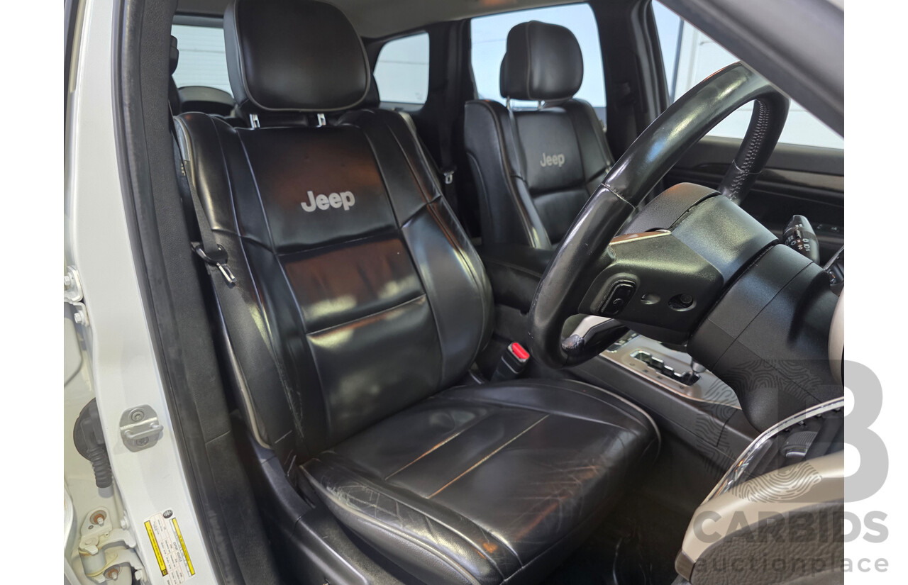 4/2013 Jeep Grand Cherokee Laredo (4x4) WK MY13 4d Wagon White Turbo Diesel V6 3.0L