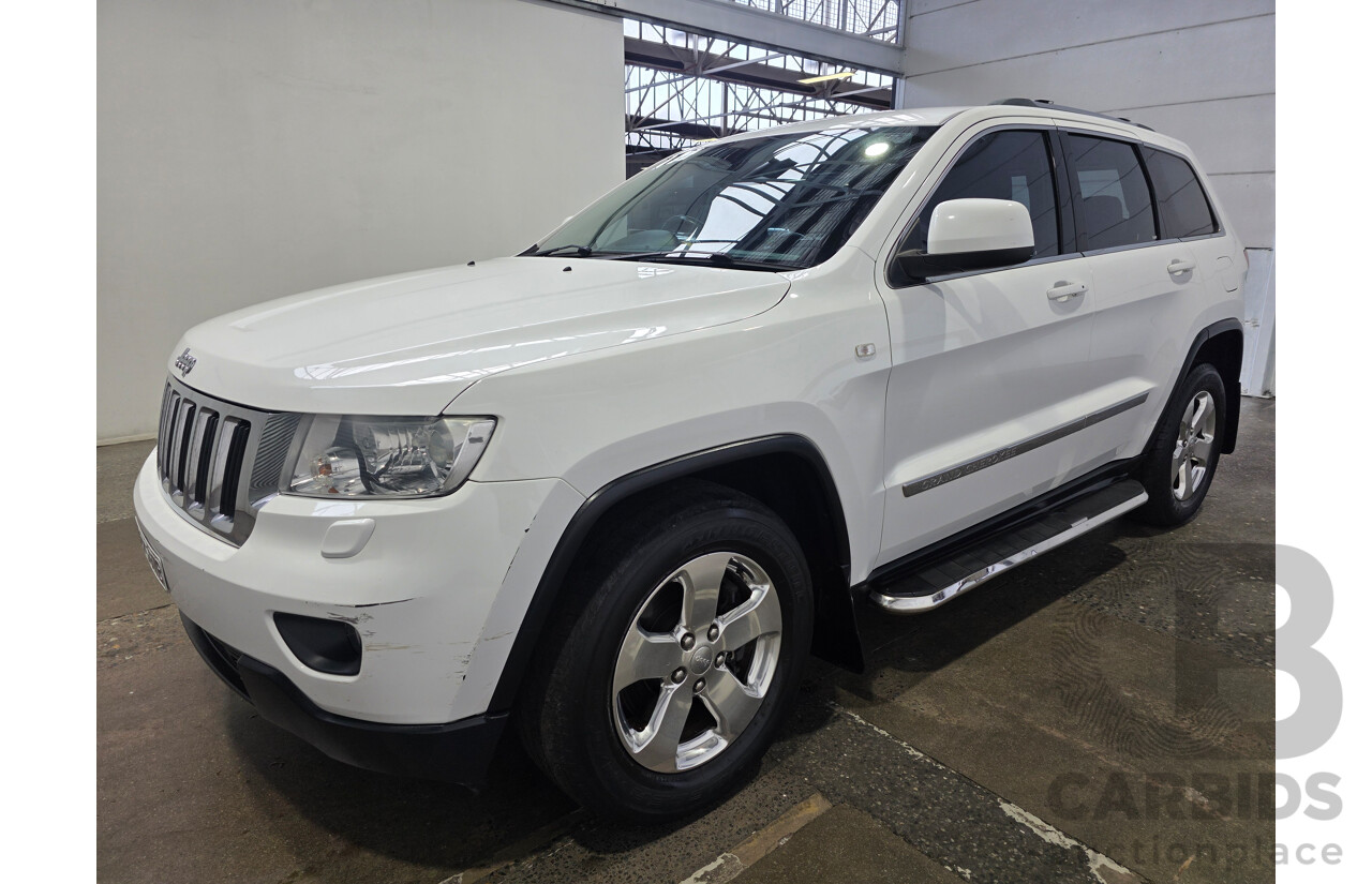 4/2013 Jeep Grand Cherokee Laredo (4x4) WK MY13 4d Wagon White Turbo Diesel V6 3.0L