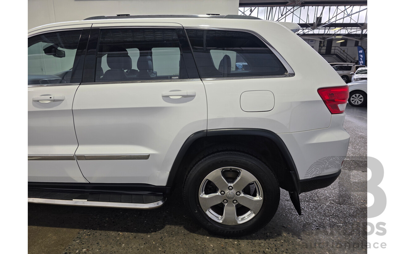 4/2013 Jeep Grand Cherokee Laredo (4x4) WK MY13 4d Wagon White Turbo Diesel V6 3.0L