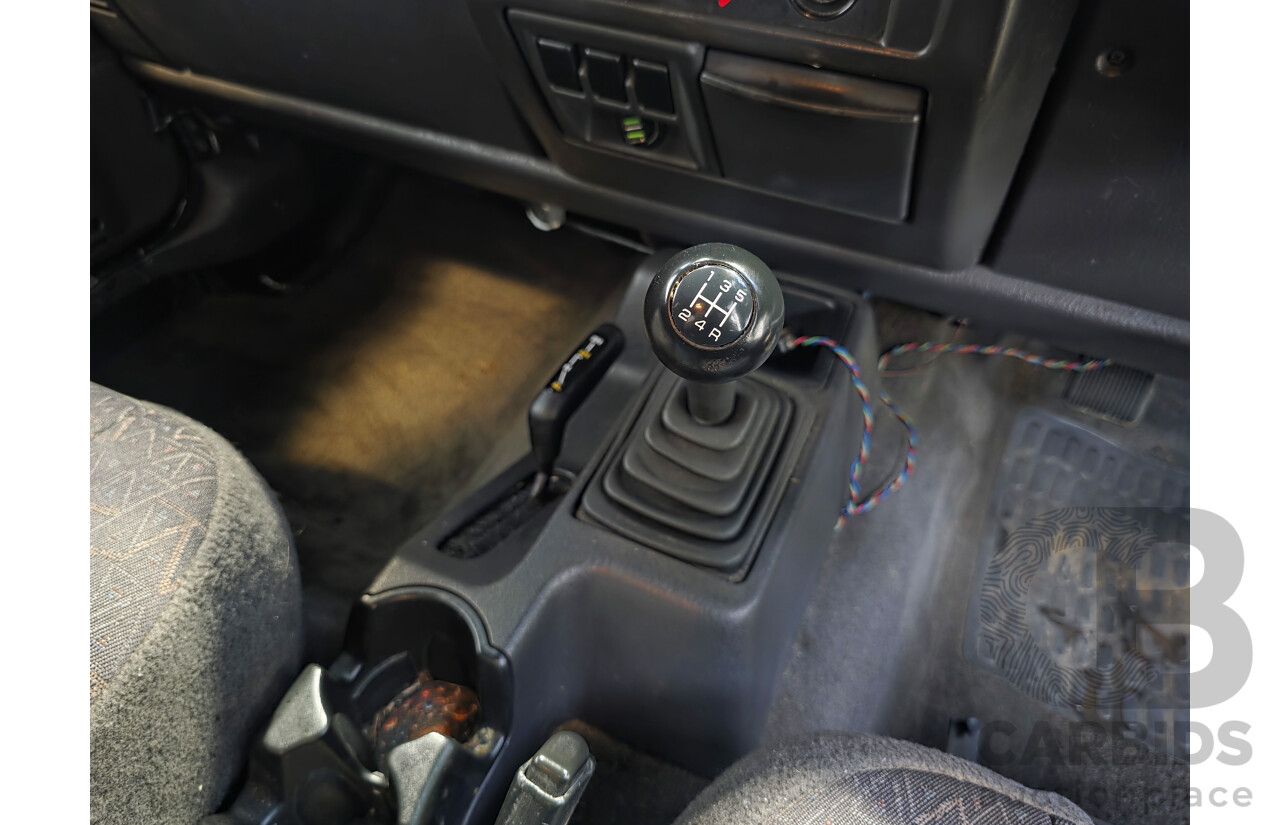 10/2002 Jeep Wrangler Sport (4x4) TJ 2d Softtop Black V6 4.0L