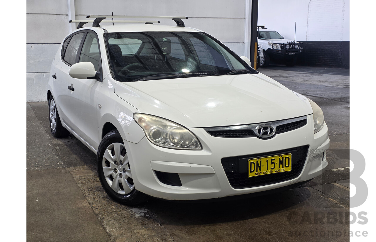 9/2009 Hyundai I30 SX FD MY09 5d Hatchback Ceramic White 2.0L