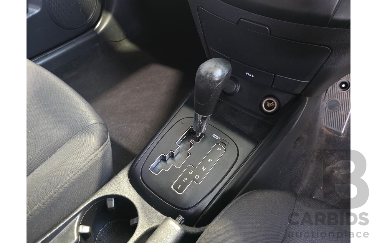 9/2009 Hyundai I30 SX FD MY09 5d Hatchback Ceramic White 2.0L