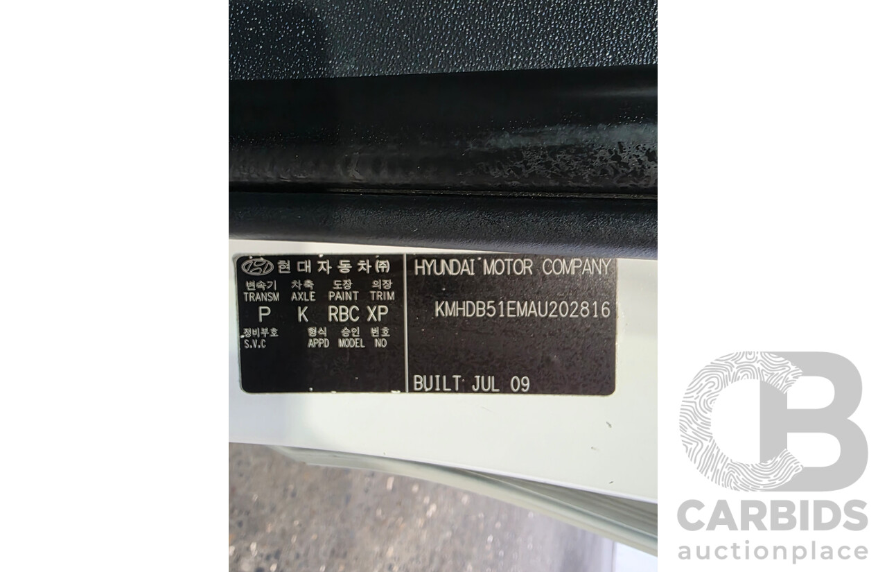 9/2009 Hyundai I30 SX FD MY09 5d Hatchback Ceramic White 2.0L