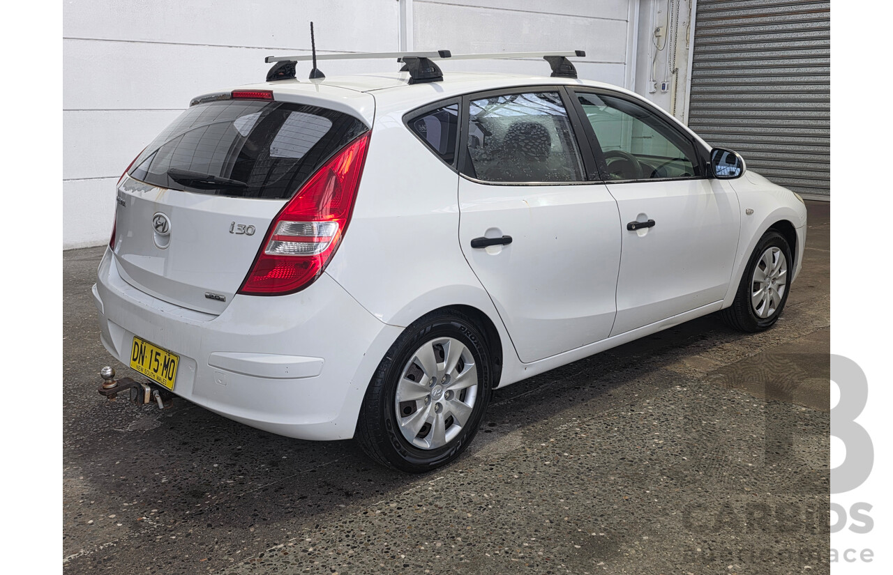 9/2009 Hyundai I30 SX FD MY09 5d Hatchback Ceramic White 2.0L