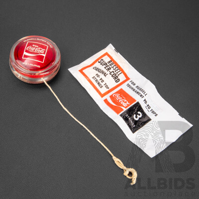 Vintage Russell Super Coca-Cola Yo-Yo with Spare Original String