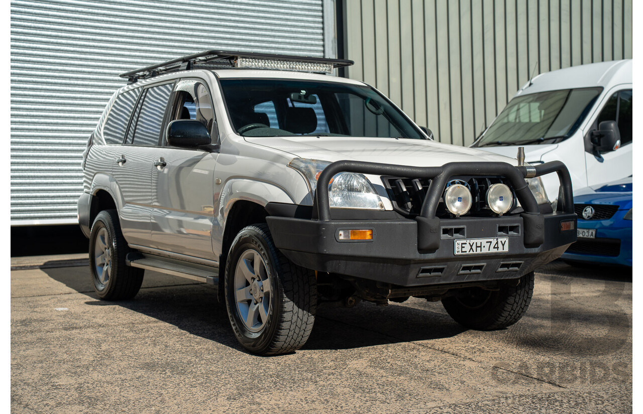 1/2006 Toyota Landcruiser Prado GX (4x4) KZJ120R 4d Wagon Arctic White Diesel Turbo 3.0L