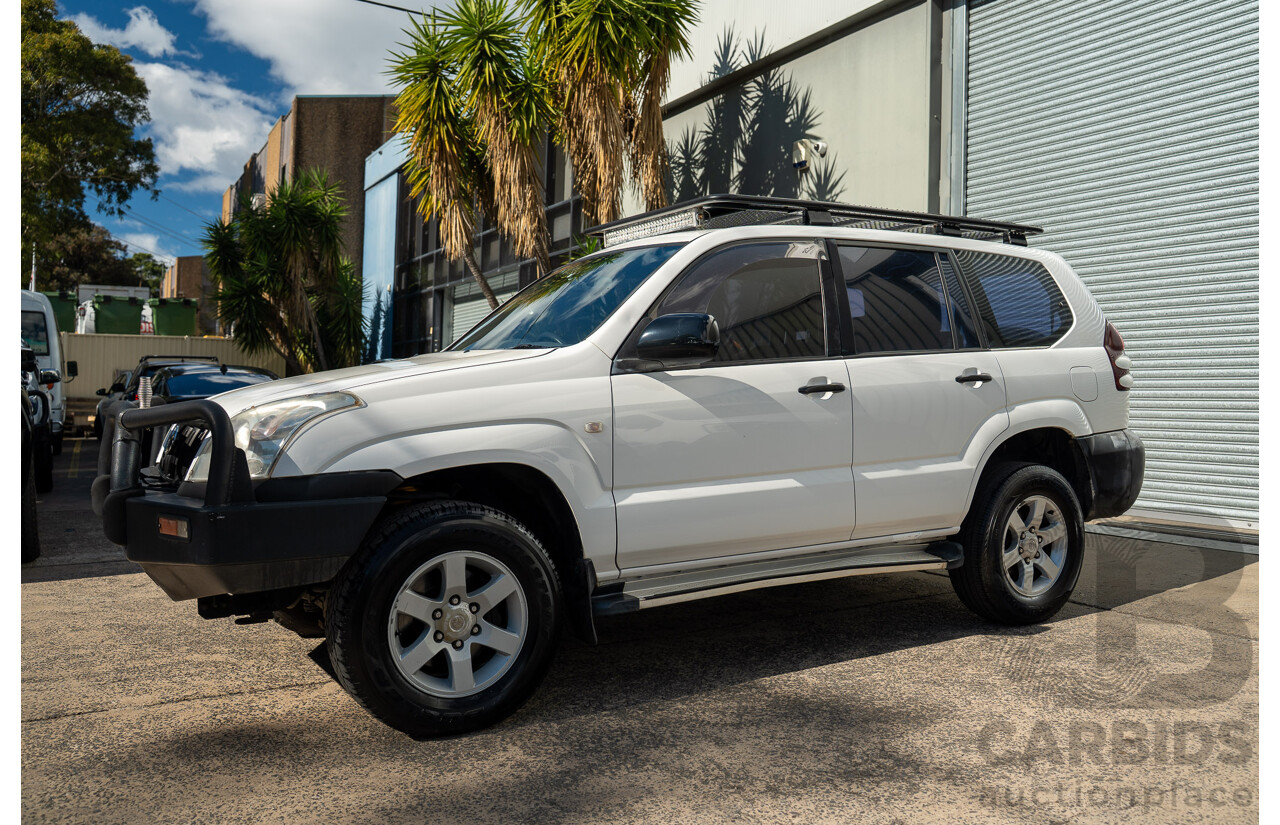 1/2006 Toyota Landcruiser Prado GX (4x4) KZJ120R 4d Wagon Arctic White Diesel Turbo 3.0L