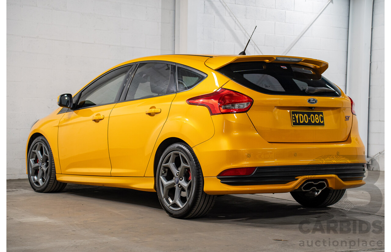 04/2015 Ford Focus ST (FWD) LZ 5D Hatchback Yellow Turbo 2.0L