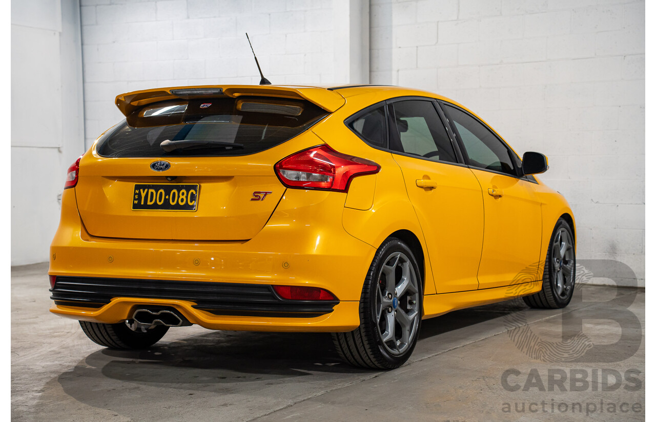 04/2015 Ford Focus ST (FWD) LZ 5D Hatchback Yellow Turbo 2.0L