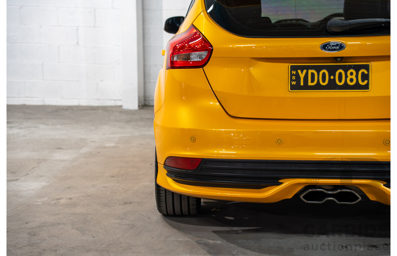 04/2015 Ford Focus ST (FWD) LZ 5D Hatchback Yellow Turbo 2.0L