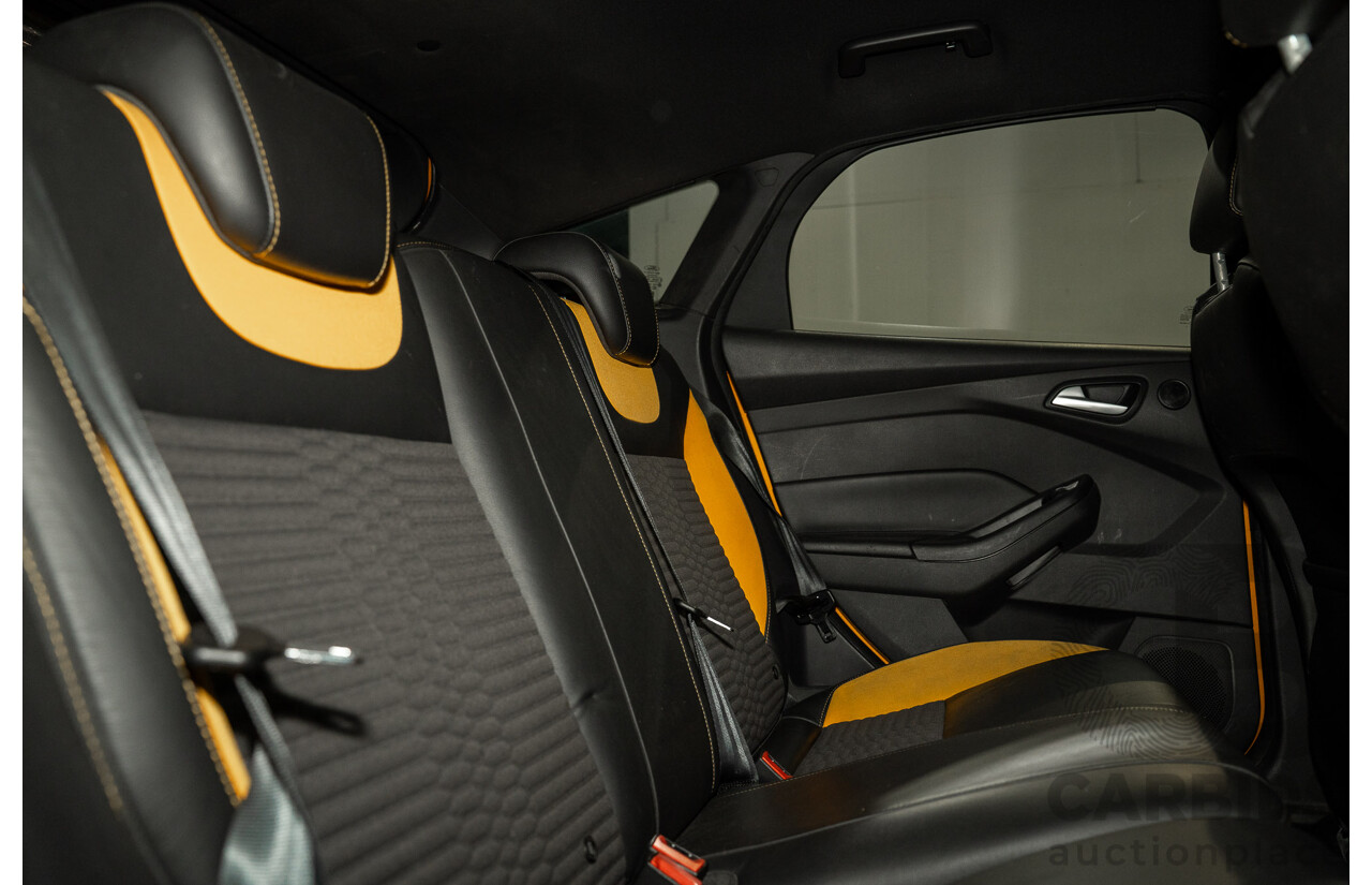 04/2015 Ford Focus ST (FWD) LZ 5D Hatchback Yellow Turbo 2.0L
