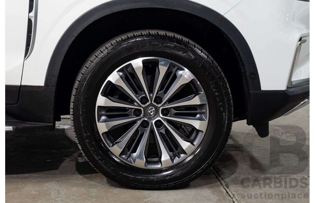 10/2018 LDV D90 LUXE (4WD) TERRAIN SELECTION AWD  4D Wagon White 2.0L
