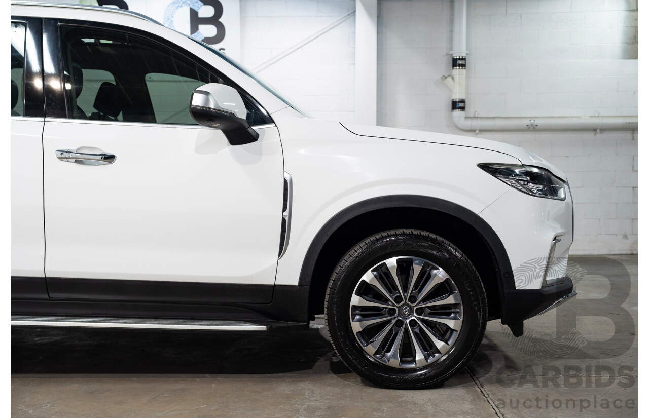 10/2018 LDV D90 LUXE (4WD) TERRAIN SELECTION AWD  4D Wagon White 2.0L