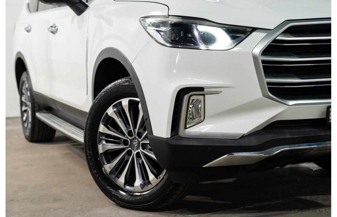 10/2018 LDV D90 LUXE (4WD) TERRAIN SELECTION AWD  4D Wagon White 2.0L
