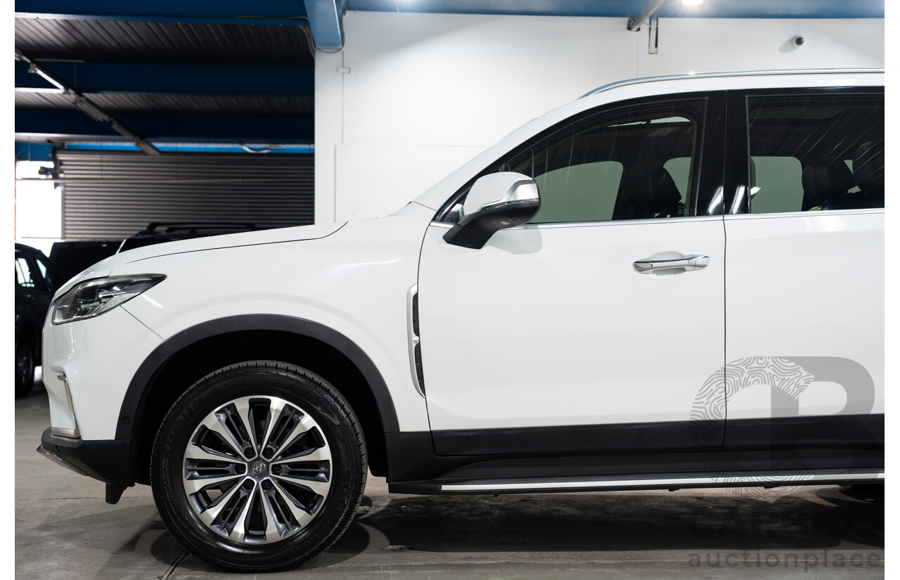 10/2018 LDV D90 LUXE (4WD) TERRAIN SELECTION AWD  4D Wagon White 2.0L