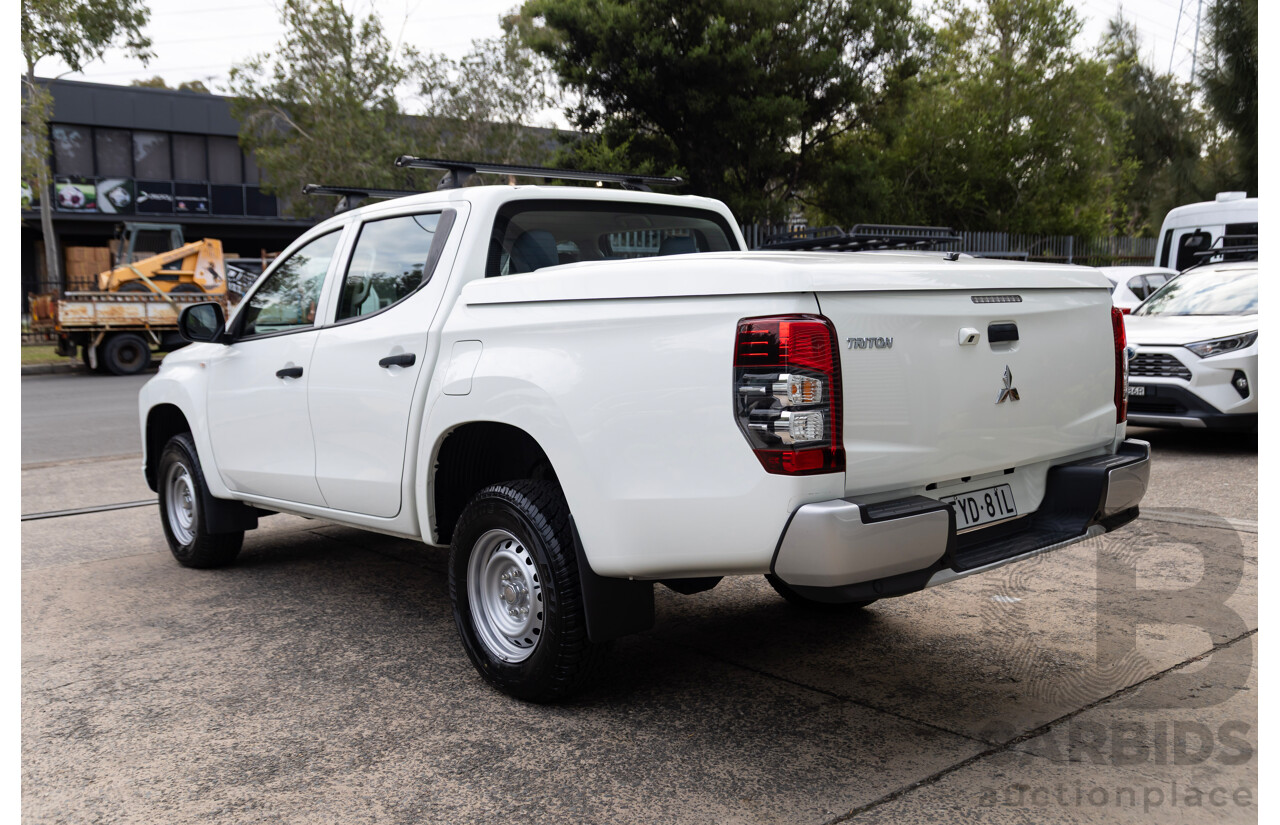 07/2022 Mitsubishi Triton GLX MR MY22.5 Double Cab P/Up White Diesel Turbo 2.4L