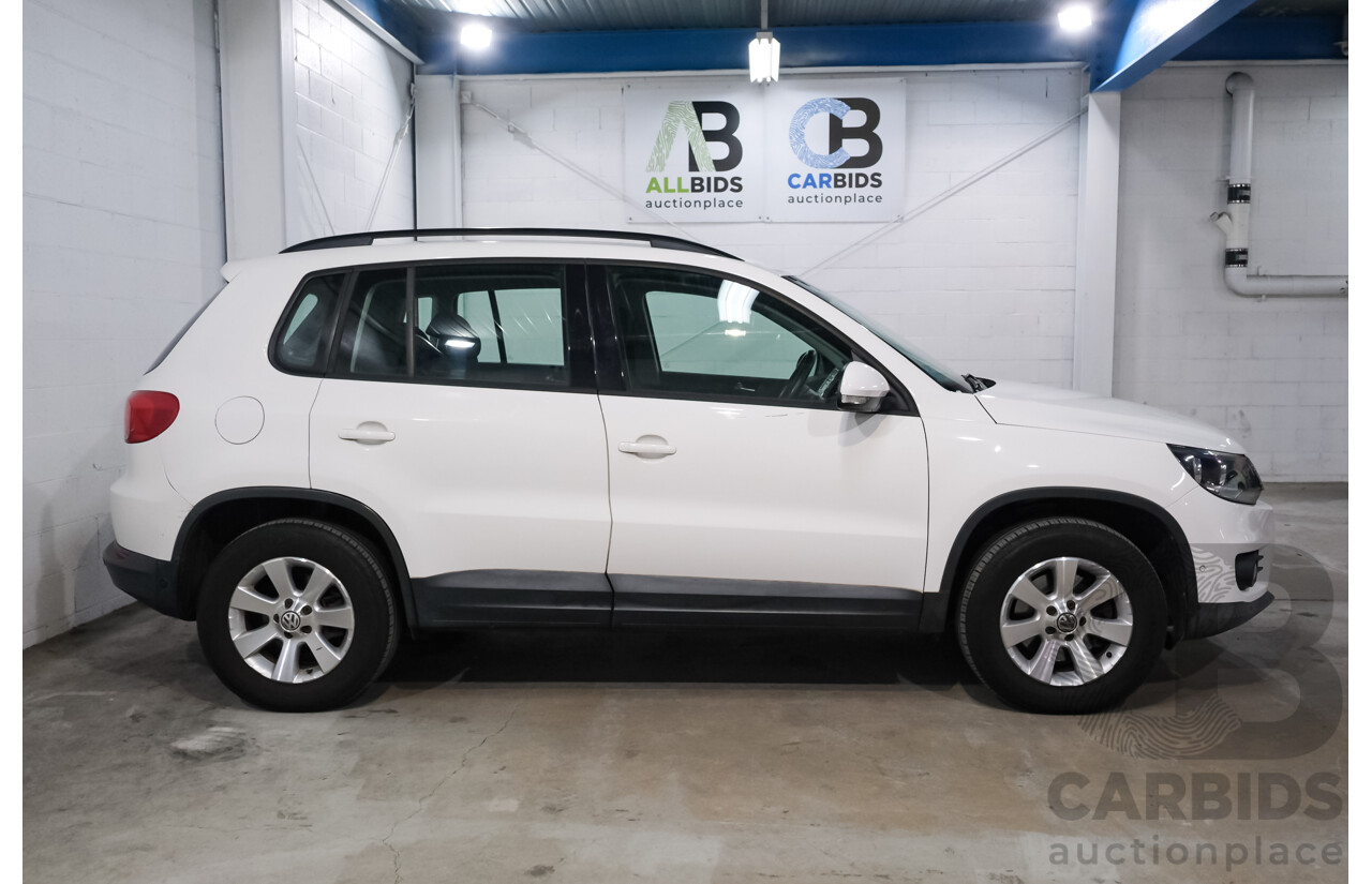 11/2012 Volkswagen Tiguan 132 TSI Pacific (AWD) 5NC MY12 4D Wagon White Turbo 2.0L