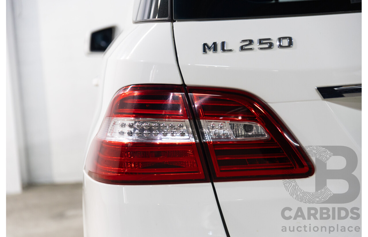 05/2015 Mercedes-Benz Ml 250CDI BLUETEC (4x4) AWD 166 MY15 4D Wagon Polar White Diesel Turbo 2.1L