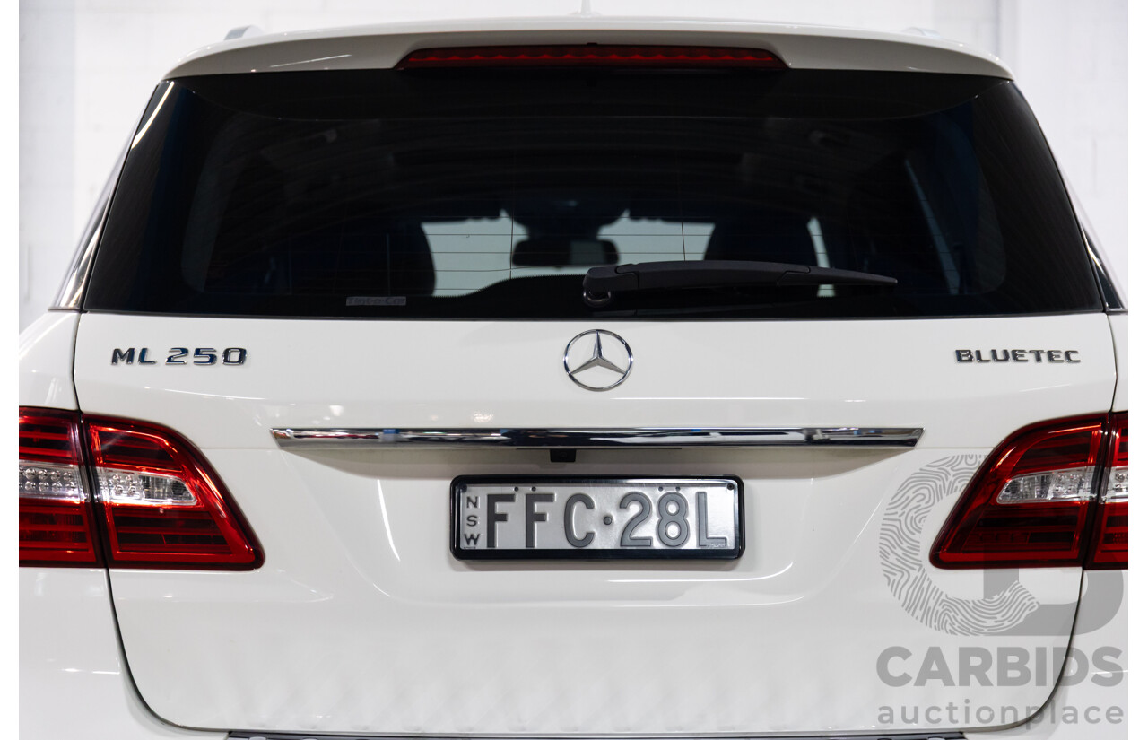 05/2015 Mercedes-Benz Ml 250CDI BLUETEC (4x4) AWD 166 MY15 4D Wagon Polar White Diesel Turbo 2.1L