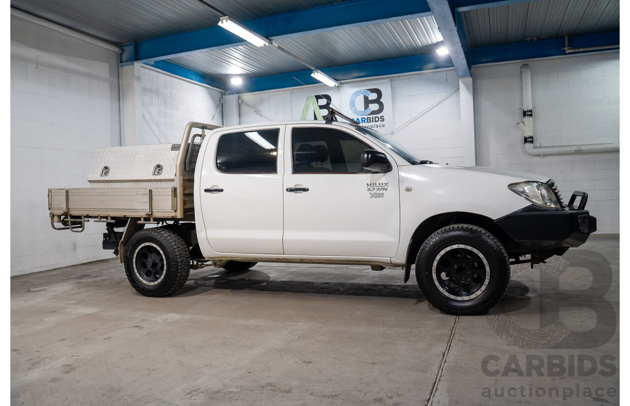 1/2006 Toyota Hilux Workmate TGN16R Dual Cab P/Up White 2.7L