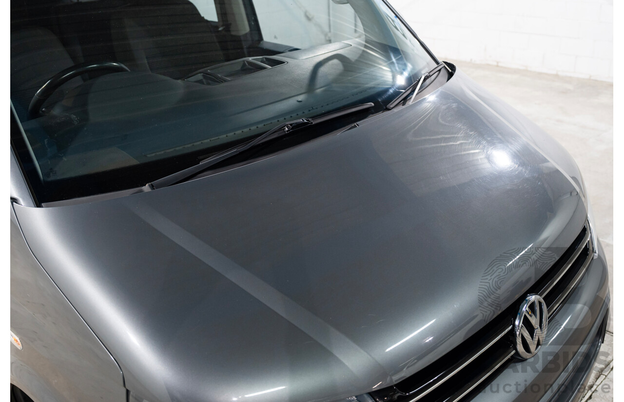 10/2011 Volkswagen Multivan 103 TDI Comfortline T5 MY10 4D Wagon Grey Turbo Diesel 2.0L - 7 Seater