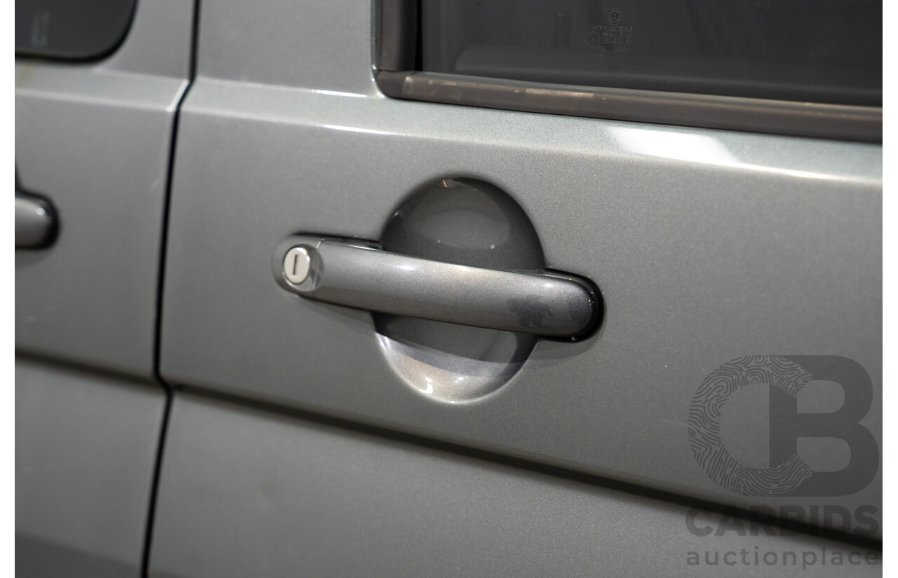10/2011 Volkswagen Multivan 103 TDI Comfortline T5 MY10 4D Wagon Grey Turbo Diesel 2.0L - 7 Seater