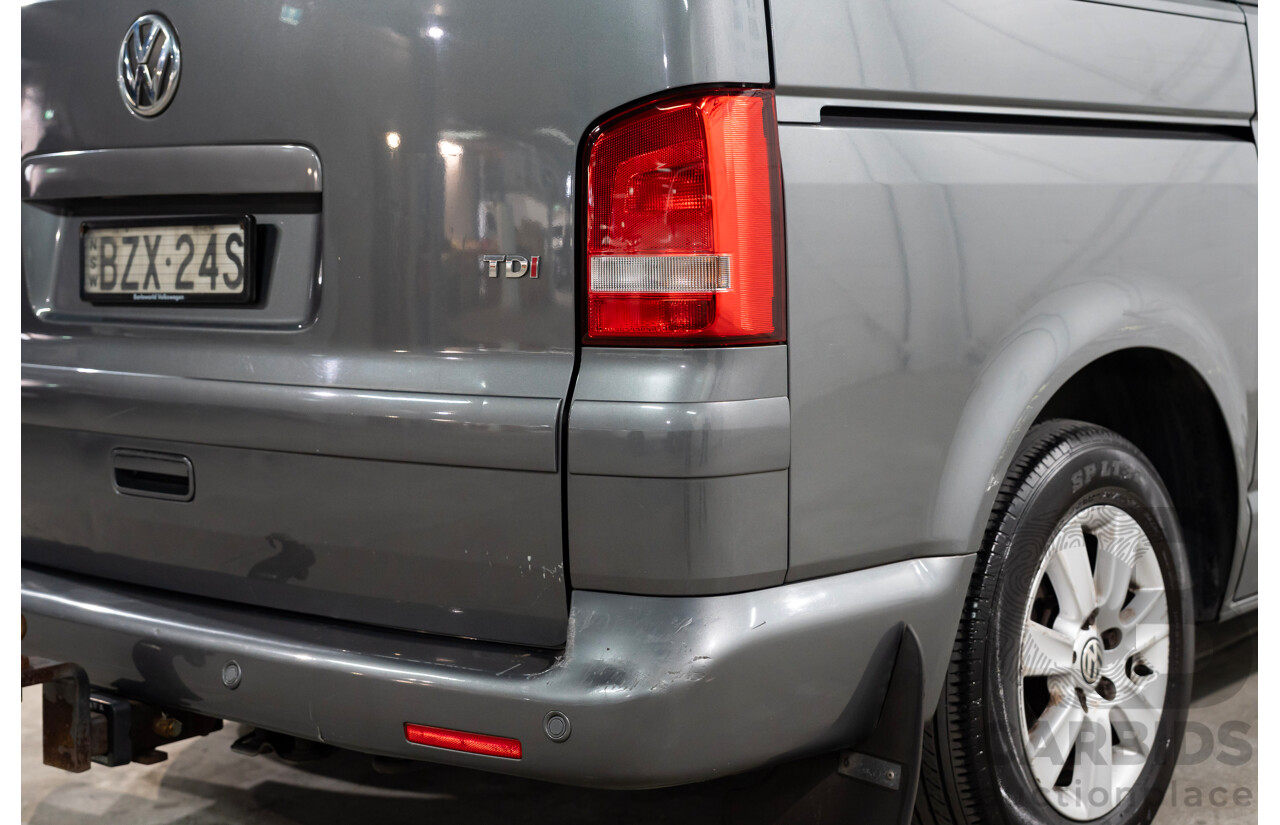 10/2011 Volkswagen Multivan 103 TDI Comfortline T5 MY10 4D Wagon Grey Turbo Diesel 2.0L - 7 Seater