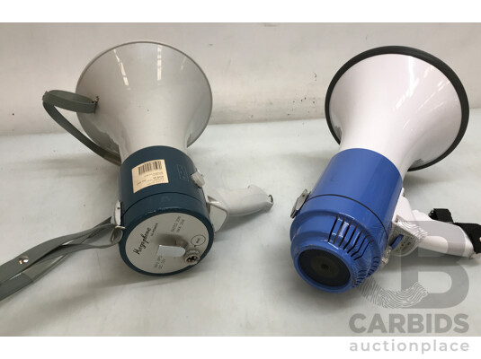 1660765 · DB and InDesign Megaphones - Lot of 2