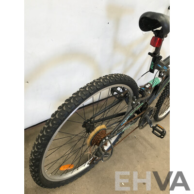 Hyper Steed 18 Speed Hybrid Bike