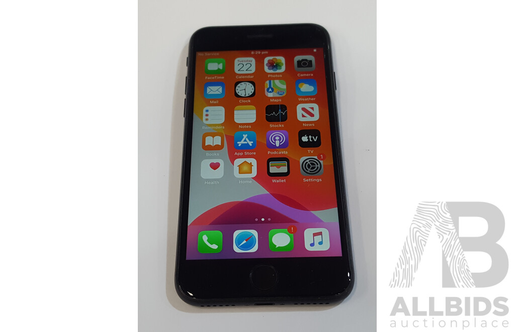Apple (A1778) 4.7-Inch 128GB LTE iPhone 7