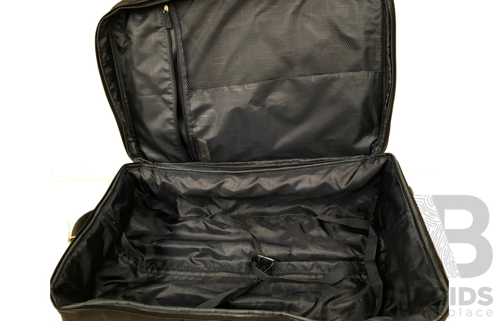 Antler Duolite 74cm Two Wheel Expanding Roller Cabin Case -  New - ORP $350.00