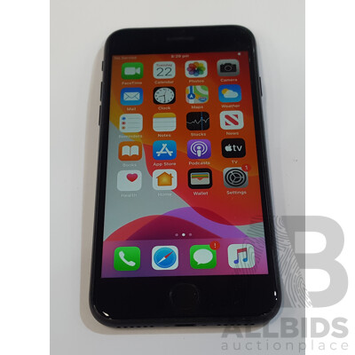 Apple (A1778) 4.7-Inch 128GB LTE iPhone 7