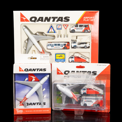Boxed Qantas Diecast and Plastic Airport Play Sets