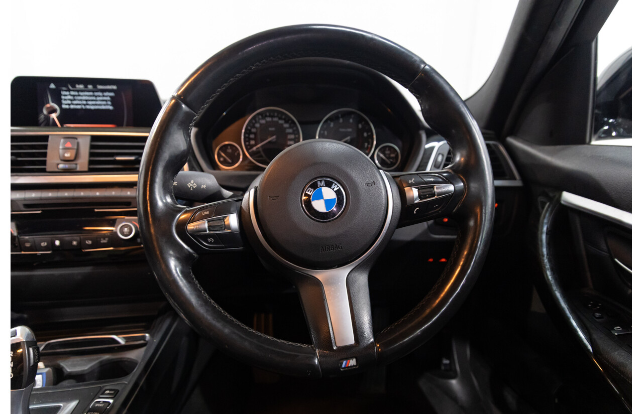 03/2016 Bmw 3 18i SPORT LINE RWD F30 LCI 4D Sedan Black Sapphire Metallic Turbo 1.5L